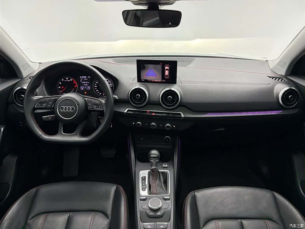 Audi Q2L, 2023 18