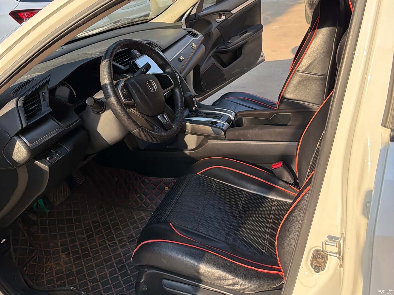 Honda Civic, 2018 9