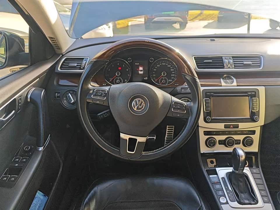 Volkswagen Magotan