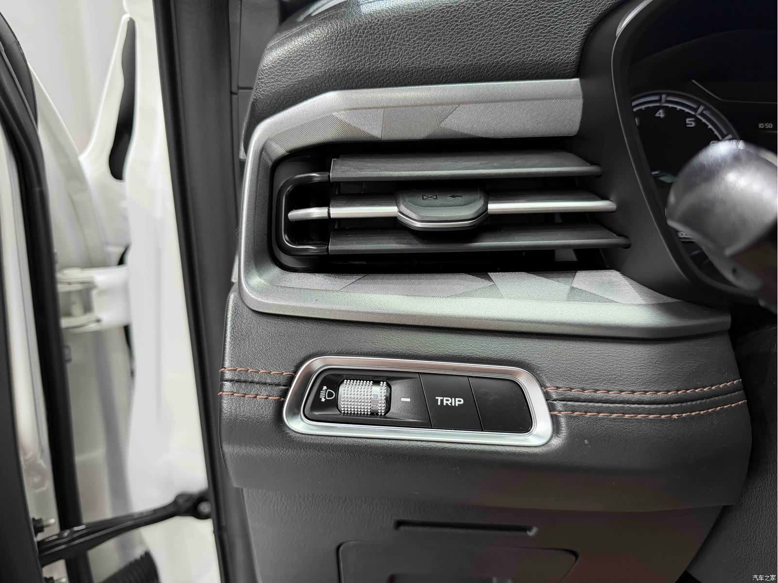 Geely X6, 2021 20