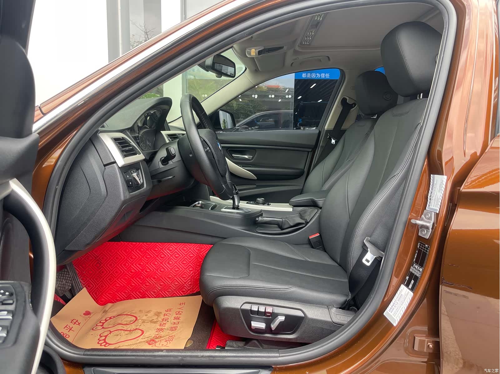 BMW 3 Series, 2017 все фото