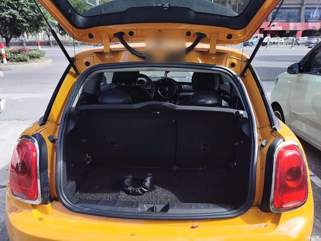Mini ONE, 2016 19