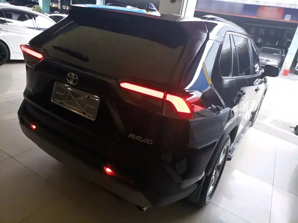 Toyota RAV4 Rongfang