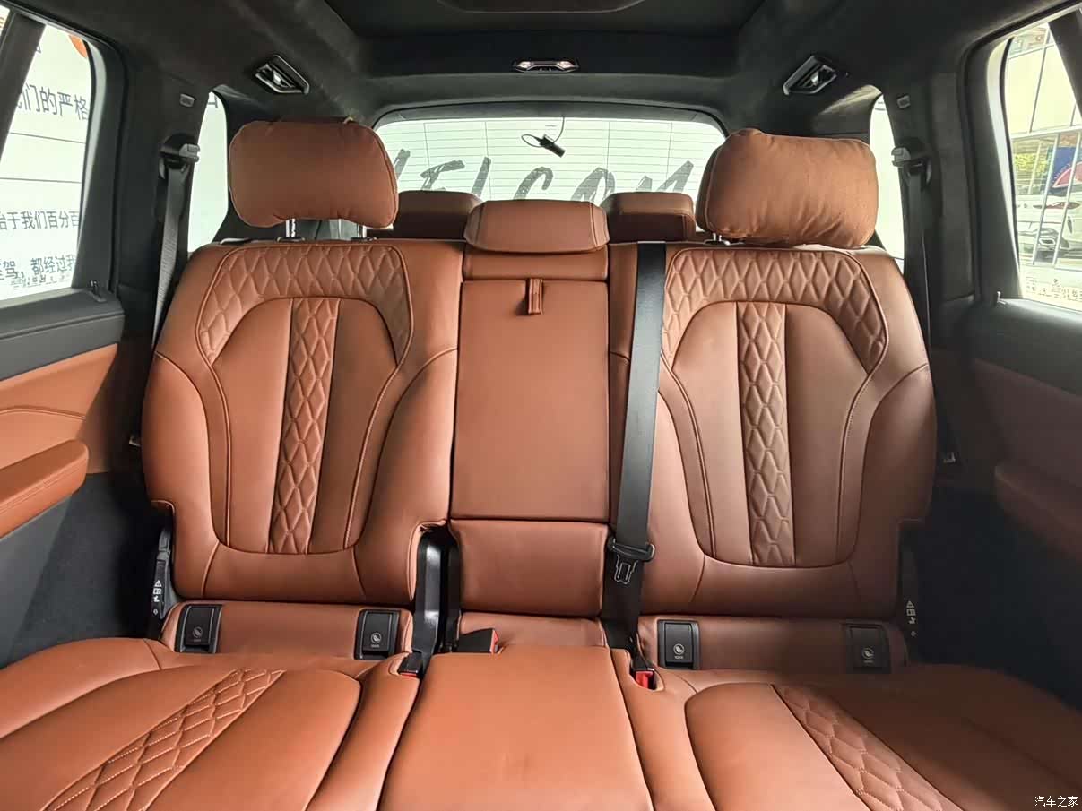 BMW X7, 2025 6