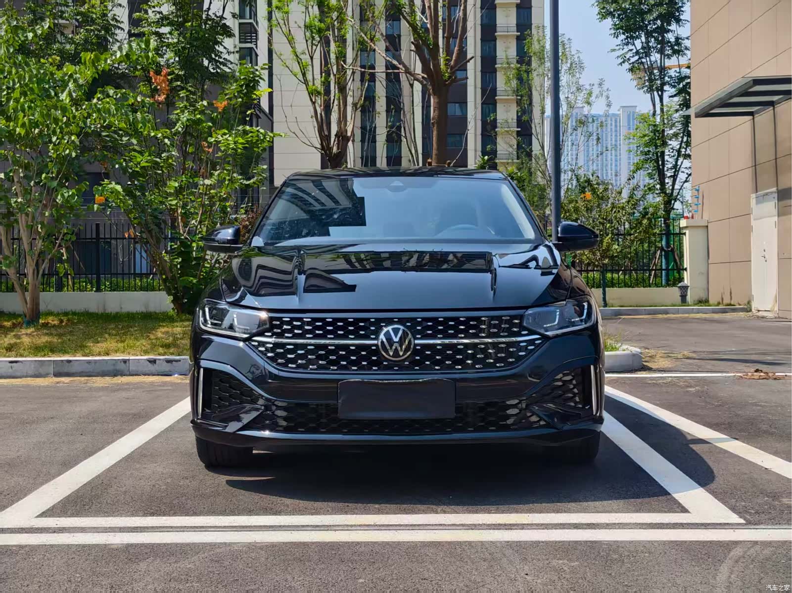 Volkswagen Lavida, 2025 2
