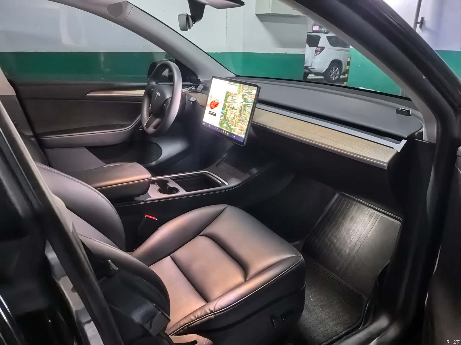 Tesla Model Y, 2022 2