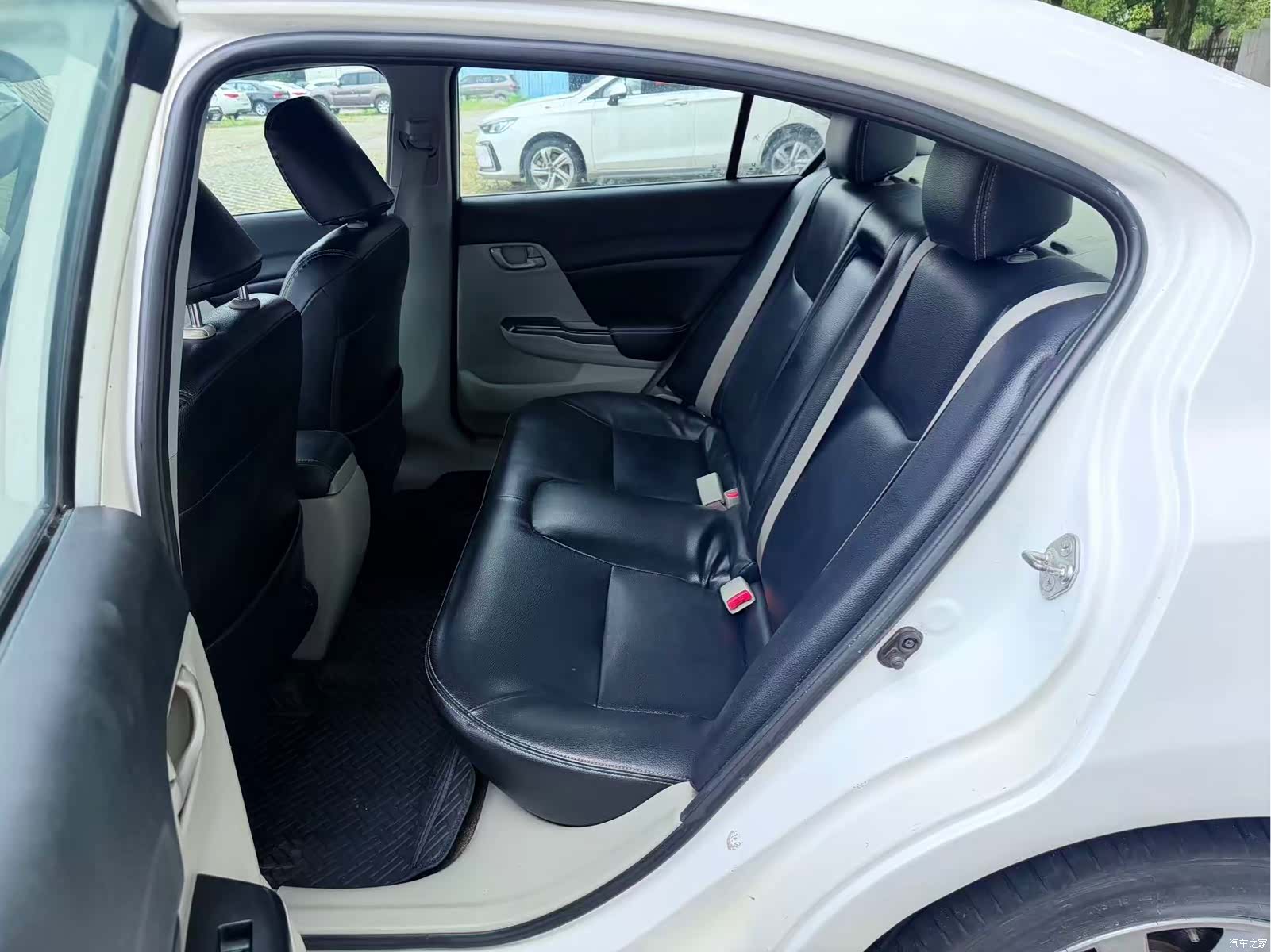 Honda Civic, 2015 6