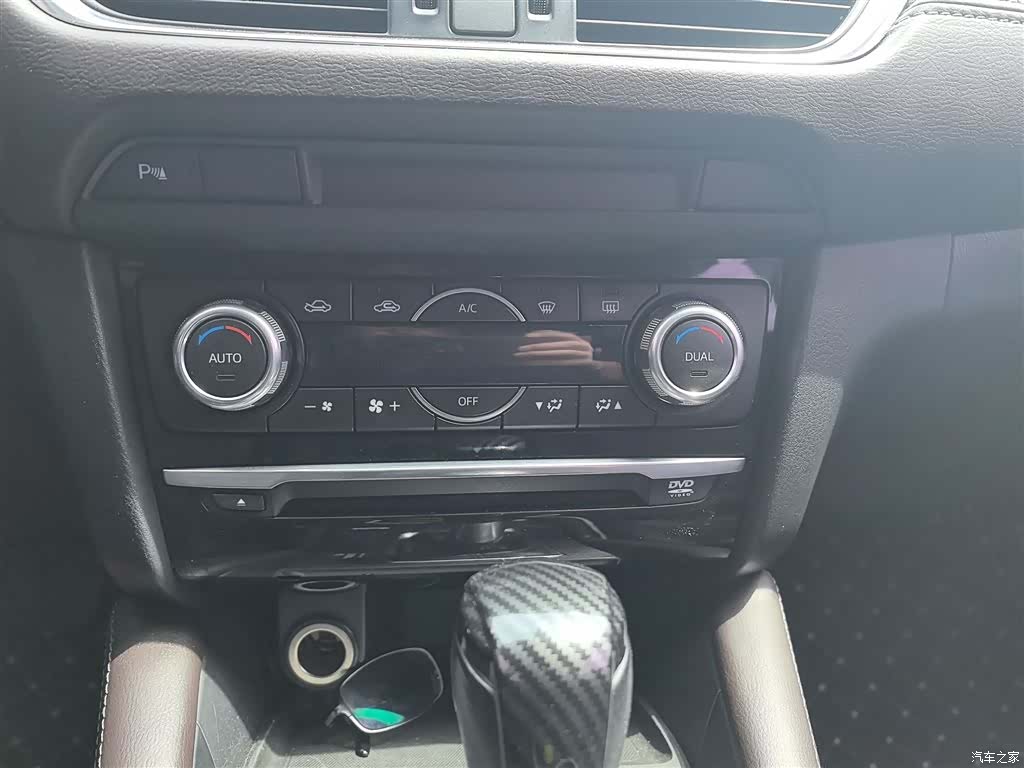 Mazda Atenza, 2017 15