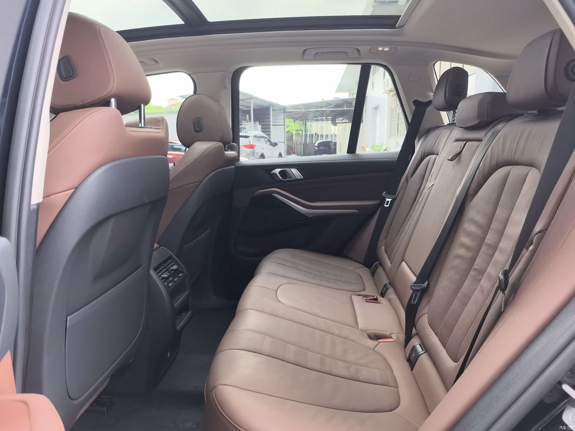 BMW X5, 2021 11