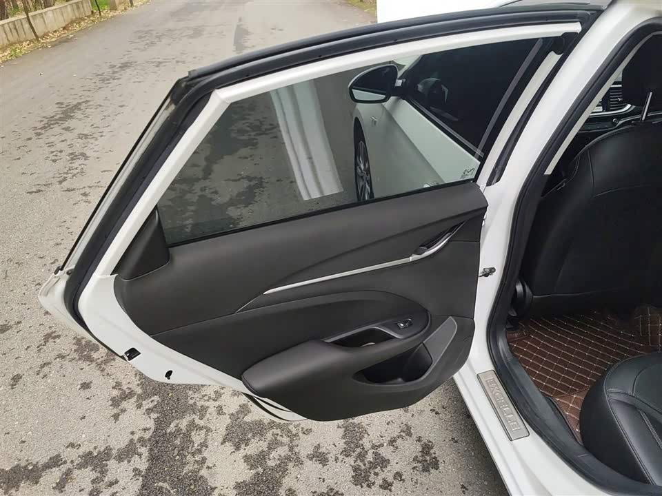 Buick Yinglang Buick Yinglang