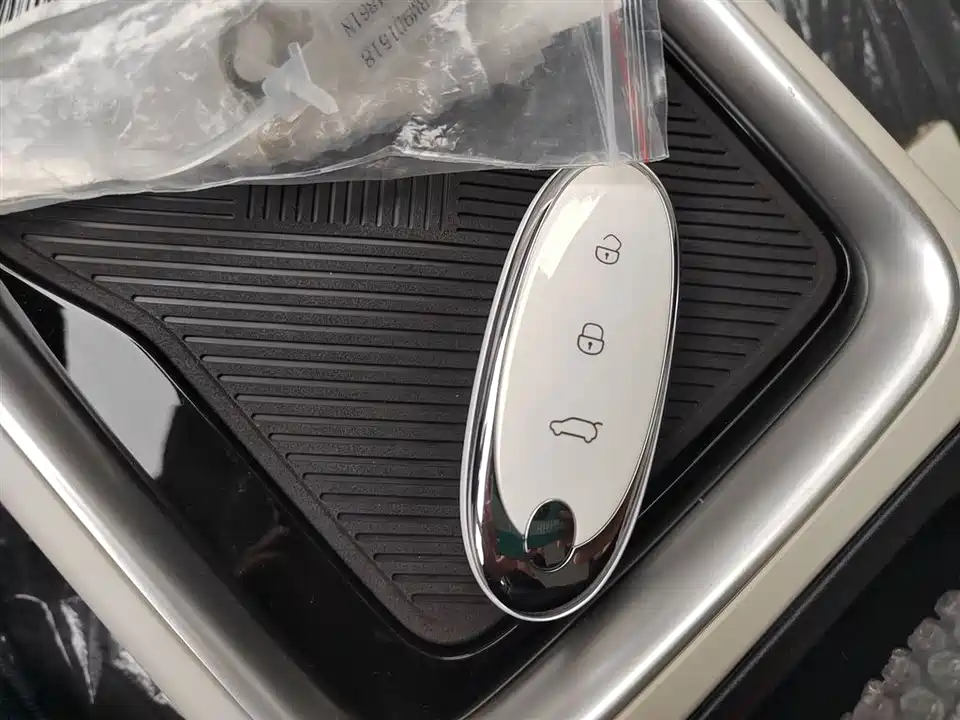 Dongfeng Nammi Nano 01