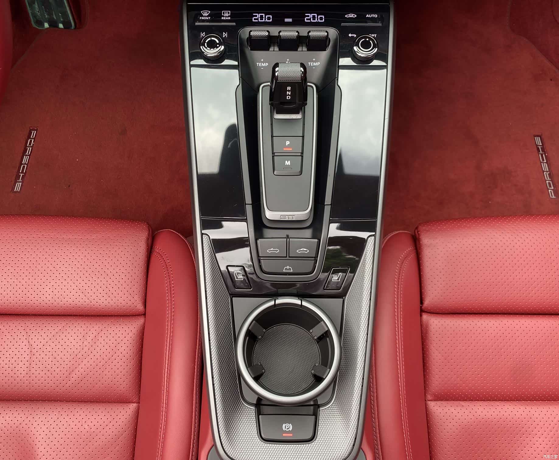 Porsche 911, 2023 16