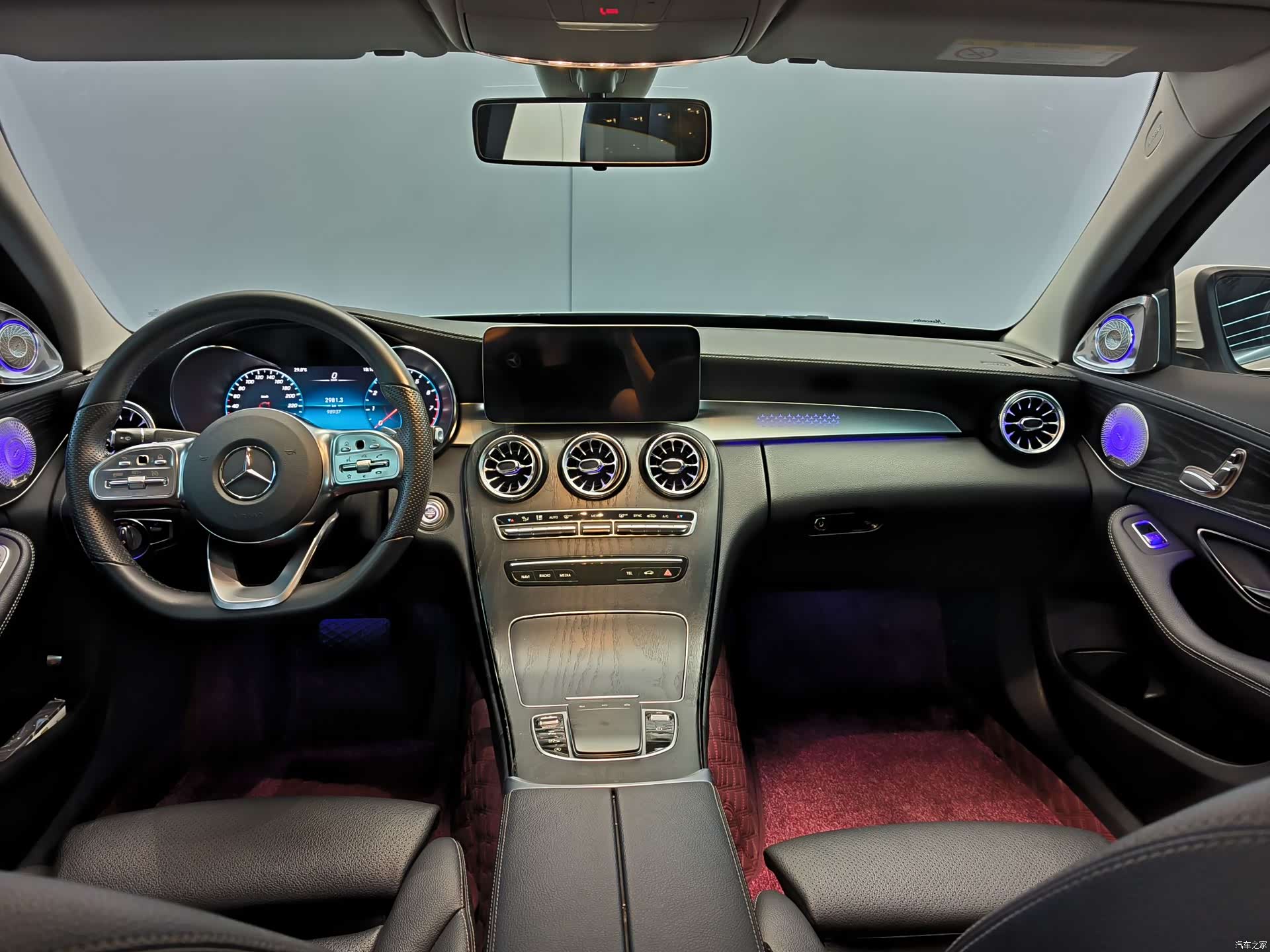 Mercedes-Benz C-Class, 2020 13