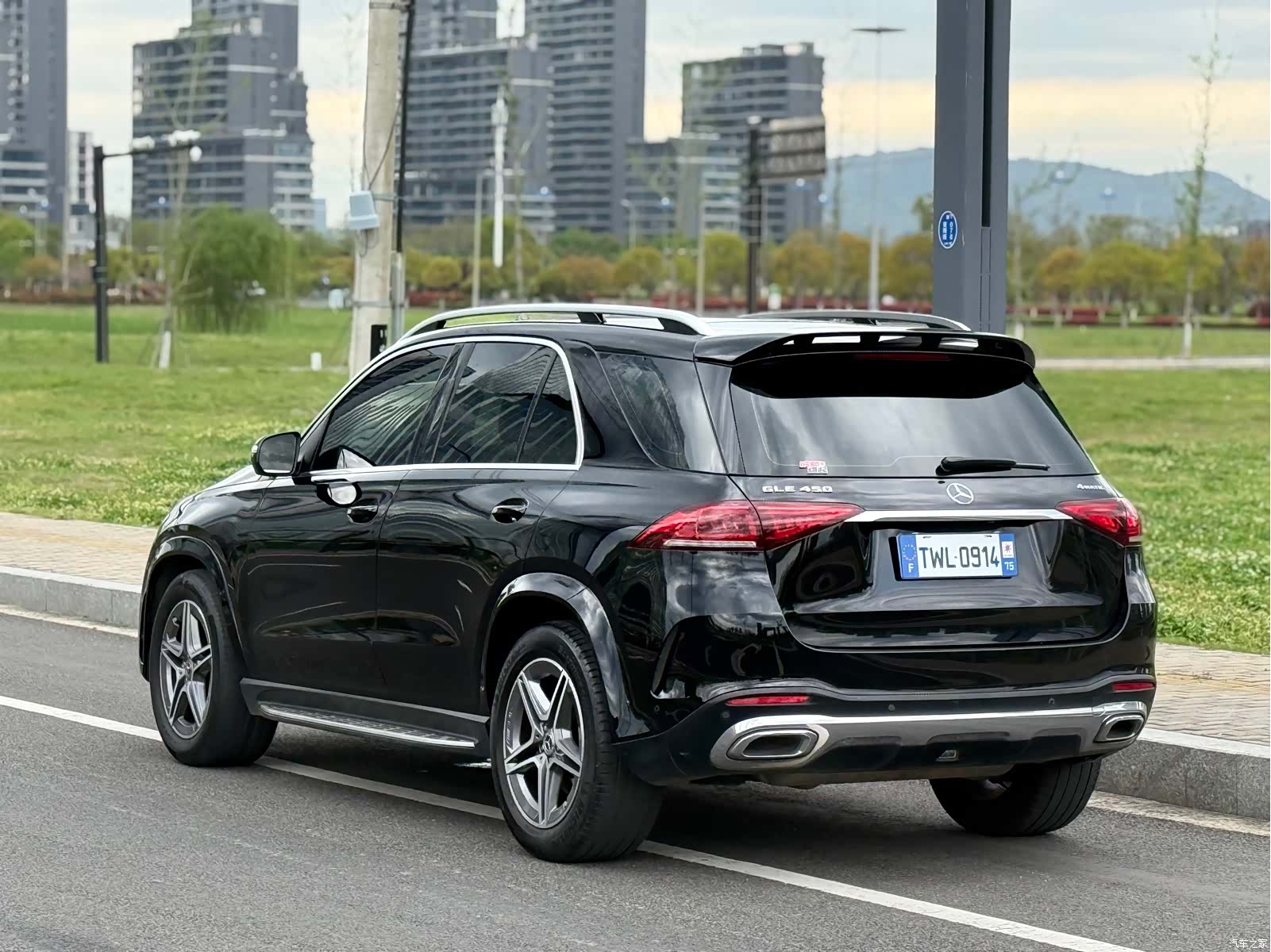 Mercedes-Benz GLE, 2021 14