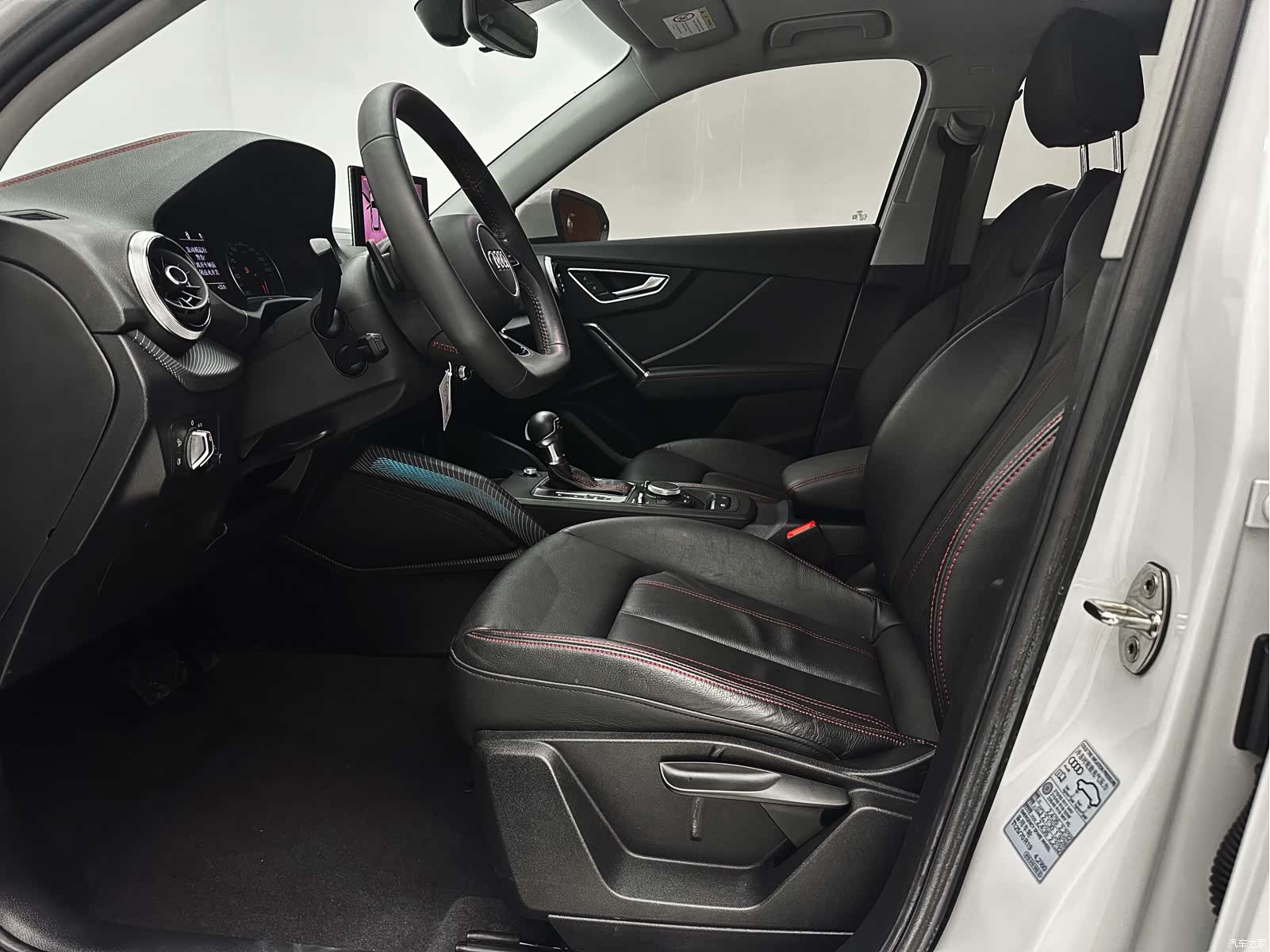Audi Q2L, 2022 20