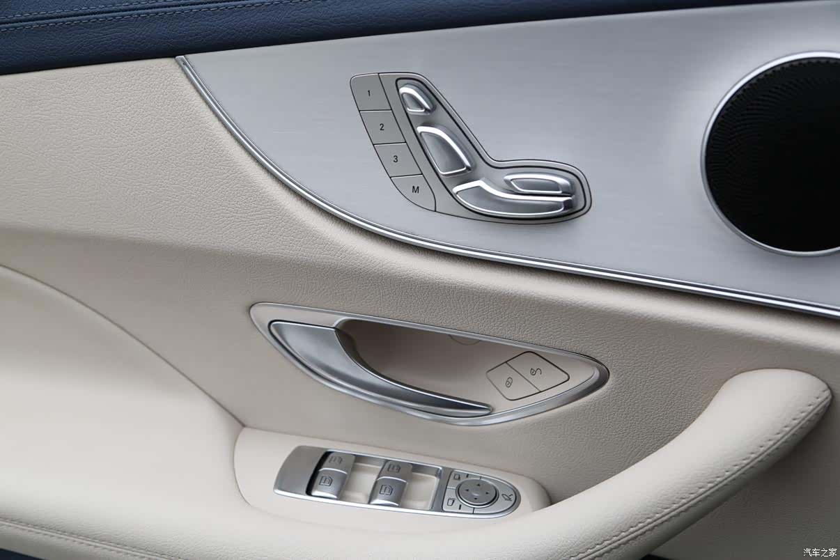 Mercedes-Benz E-Class, 2021 12