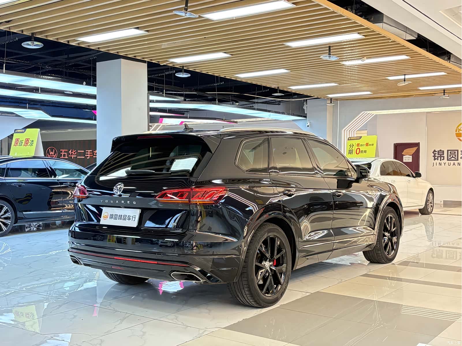 Volkswagen Touareg, 2020 все фото