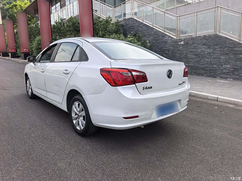 DongFeng L60, 2018 25