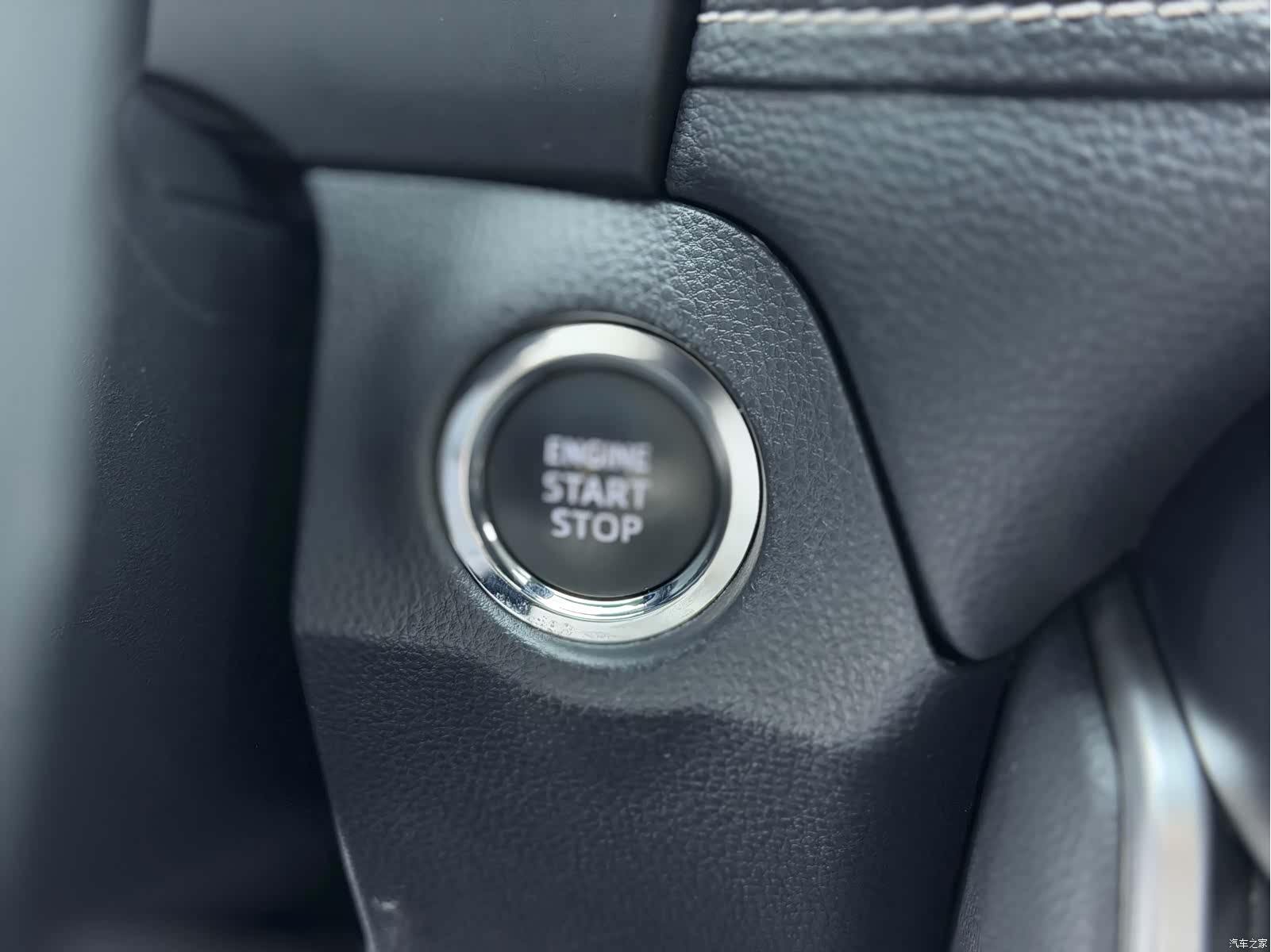 Toyota RAV4, 2024 12