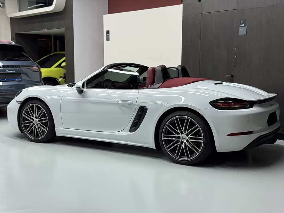 Porsche 718
