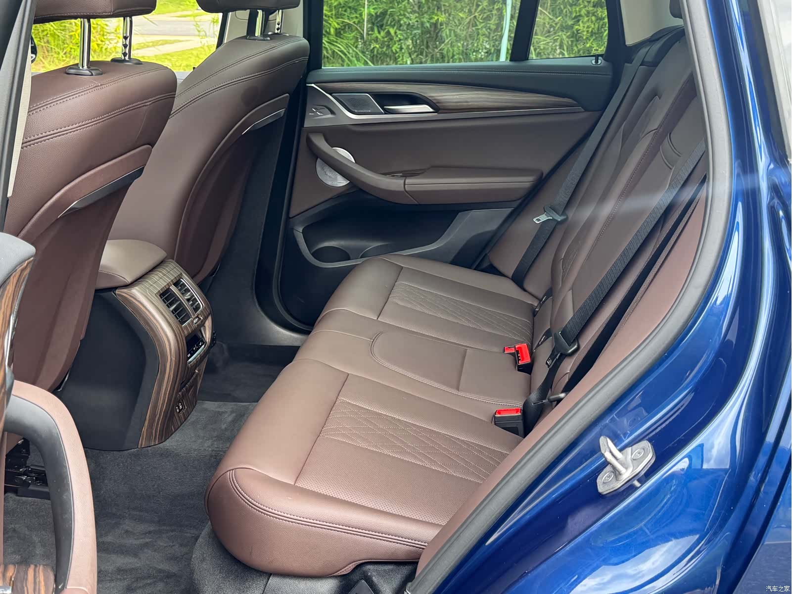 BMW iX3, 2022 6