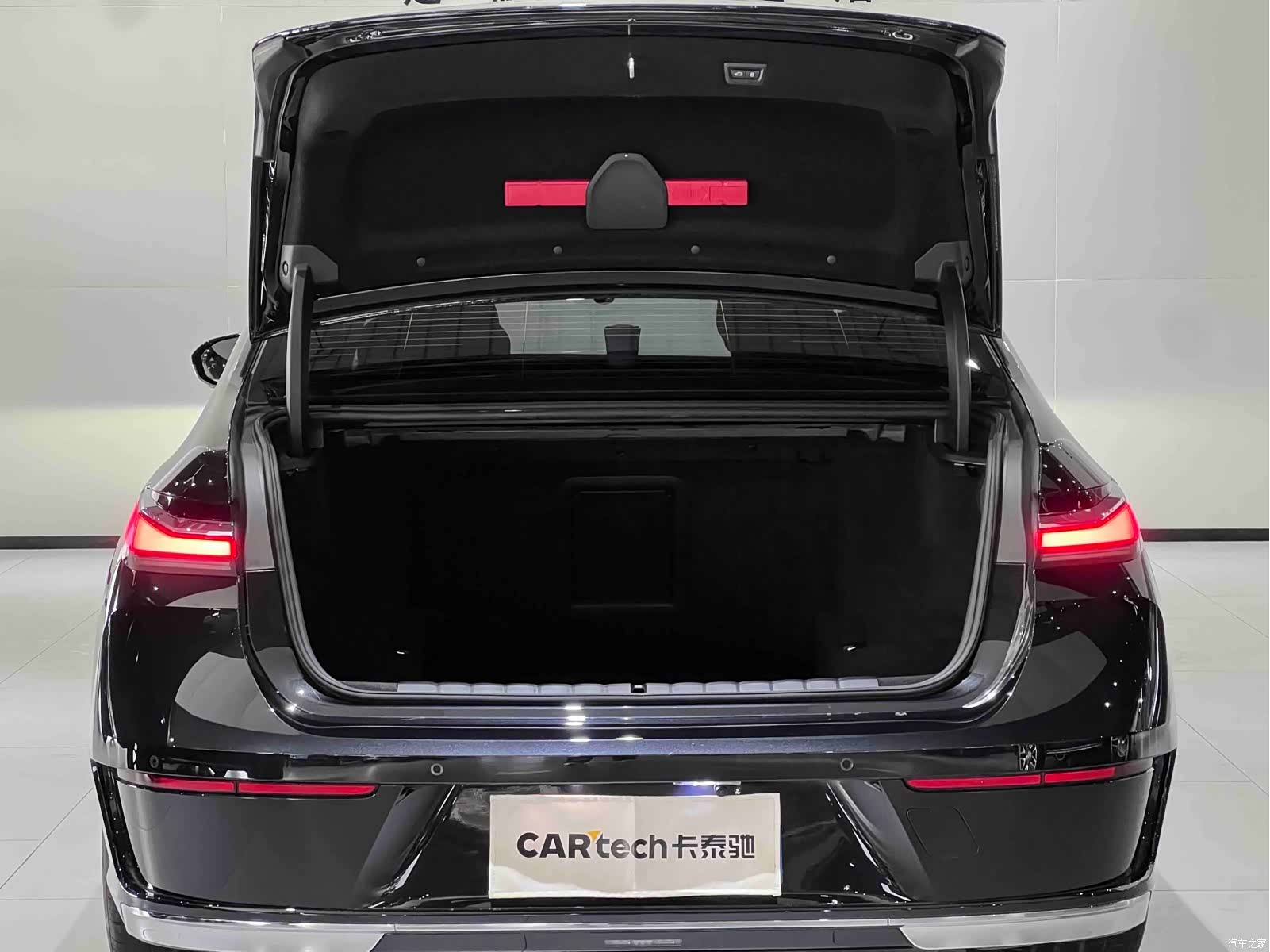 BMW 7 Series, 2025 32