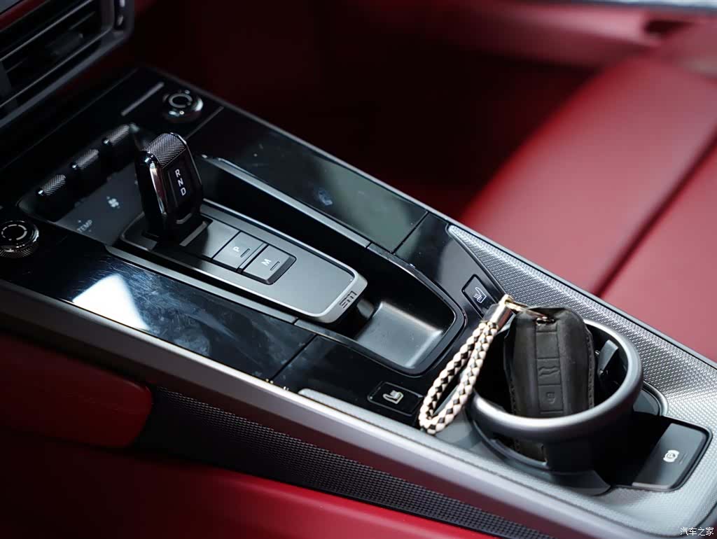 Porsche 911, 2020 35