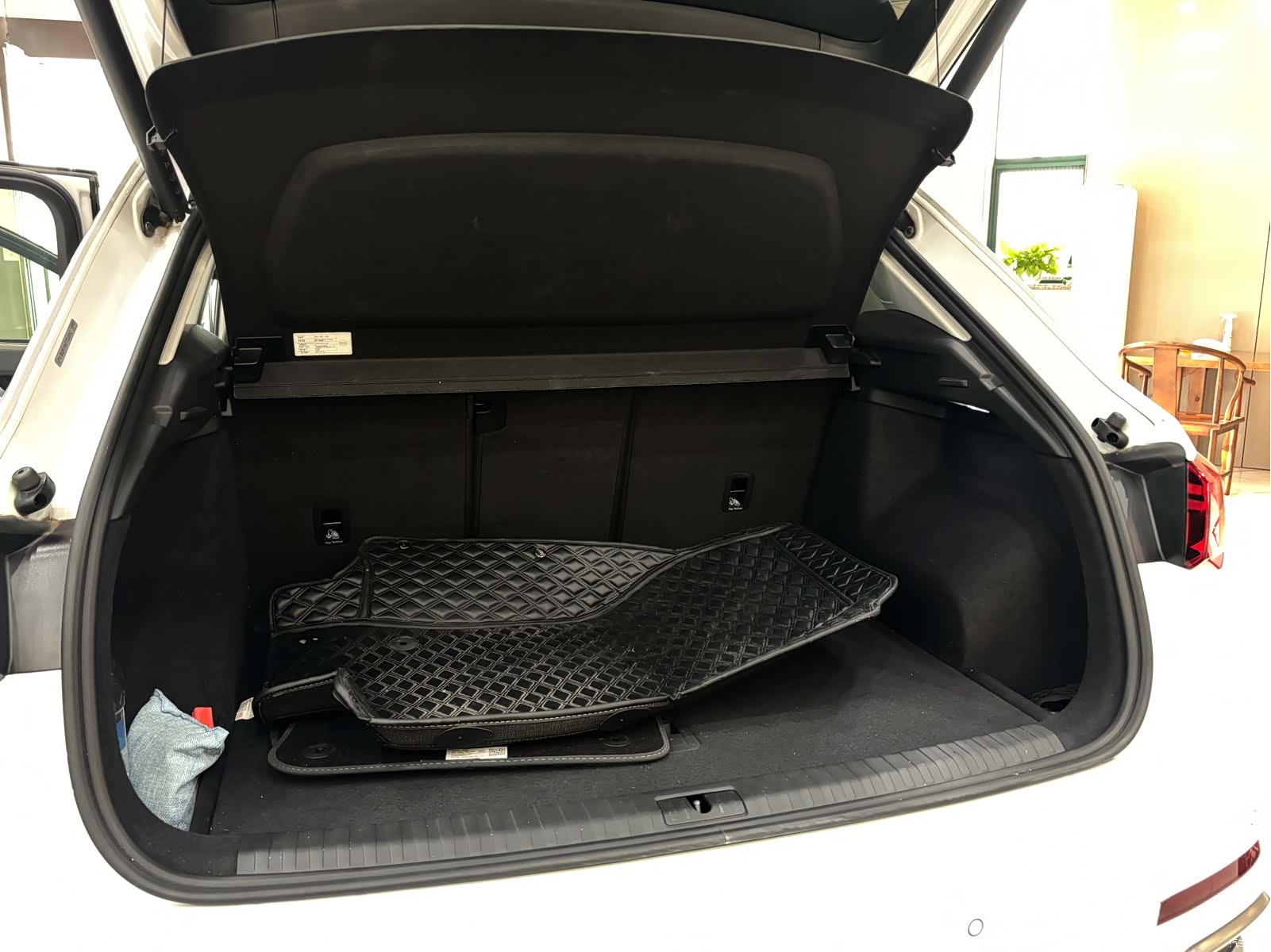 Audi Q3, 2022 12