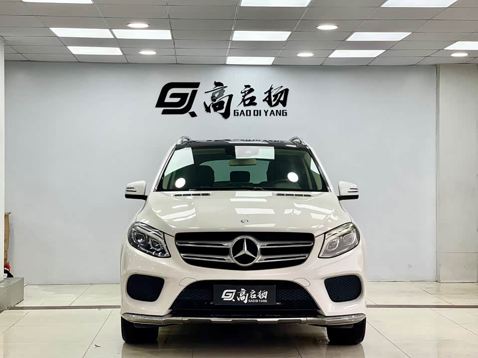 Mercedes-Benz GLE Mercedes-Benz GLE