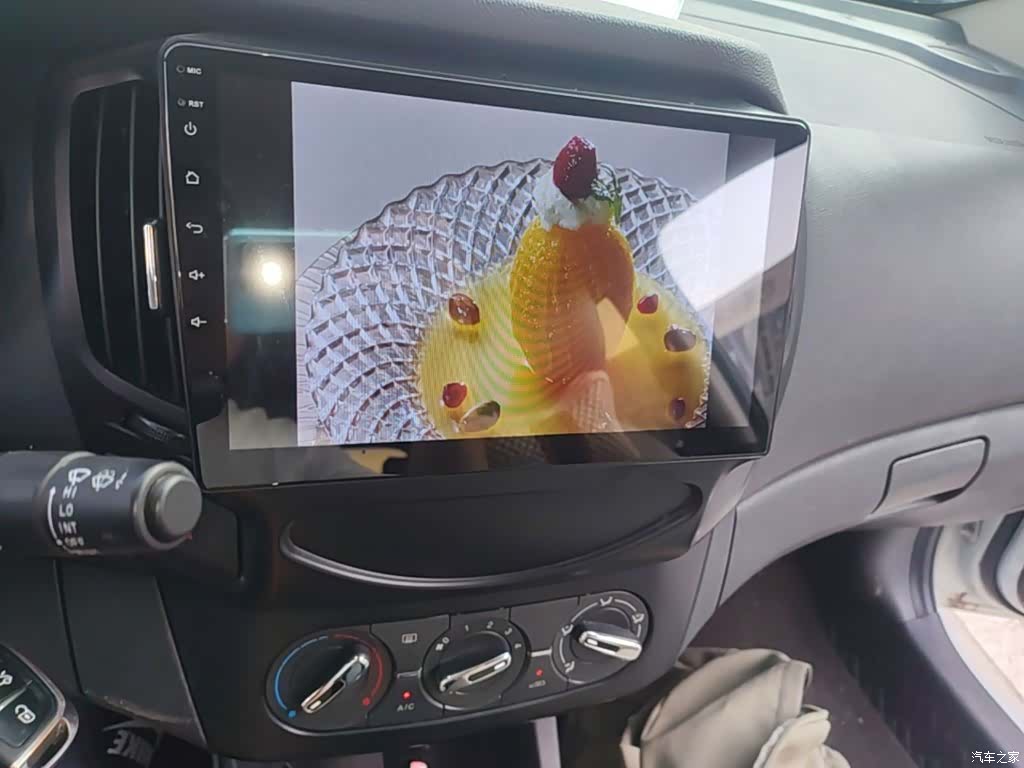 DongFeng AX3, 2016 13