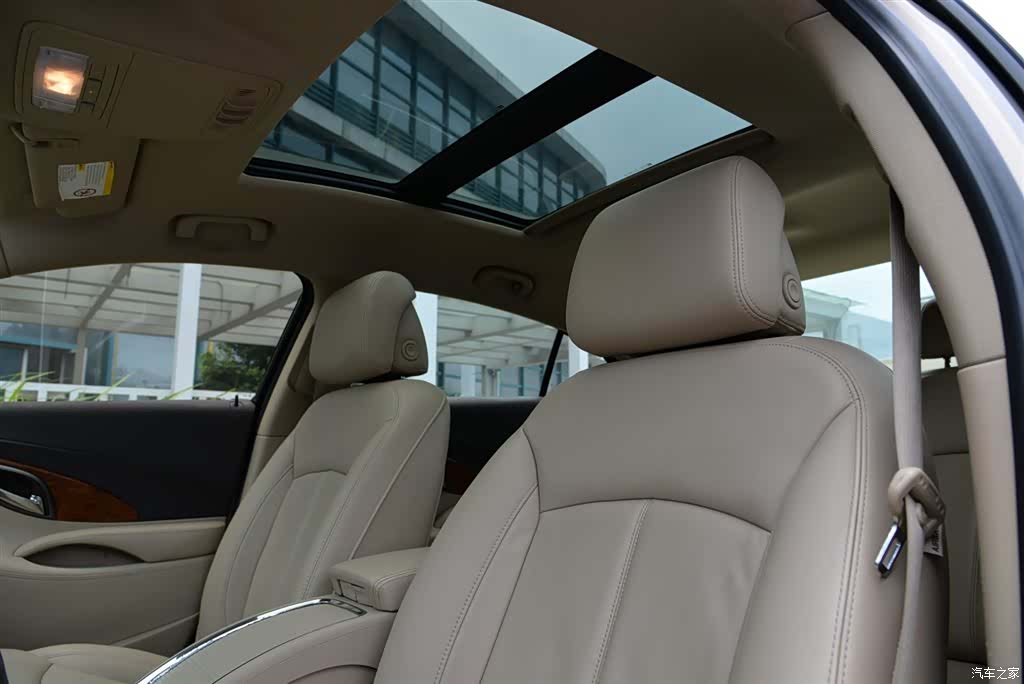 Buick LaCrosse, 2013 10