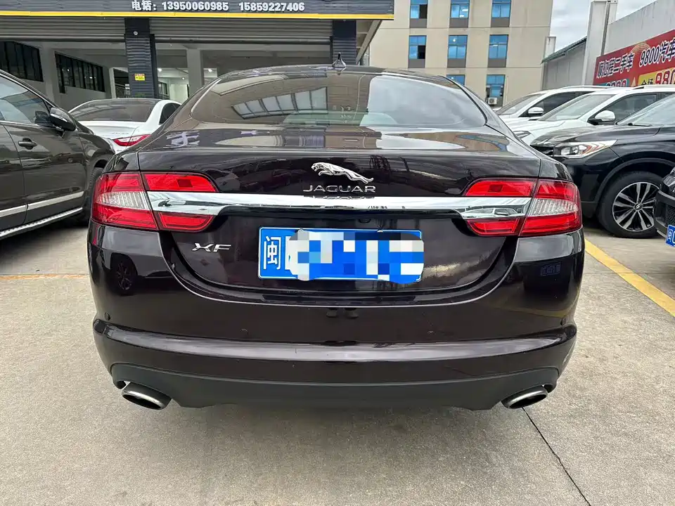 Jaguar XF