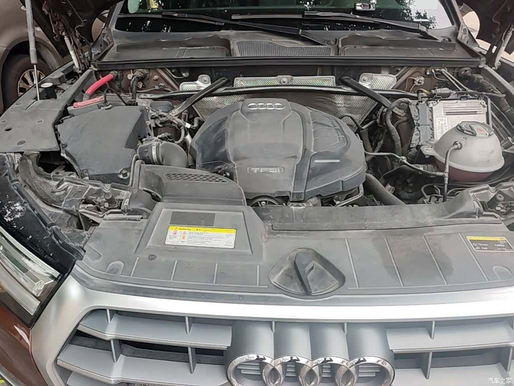 Audi Q5L, 2019 20