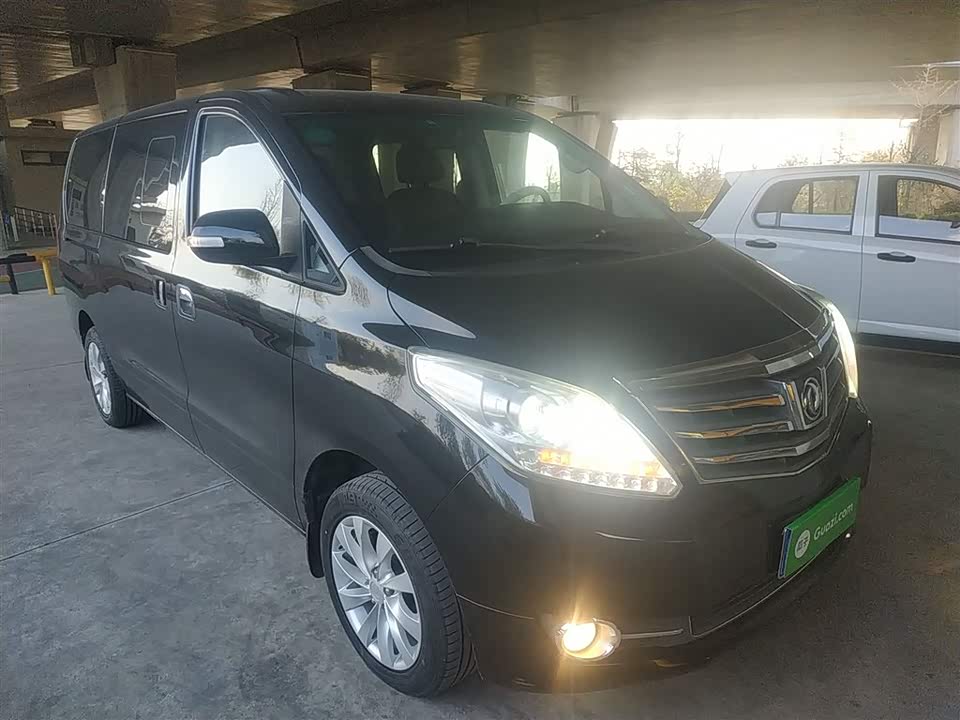 Forthing Popular CM7