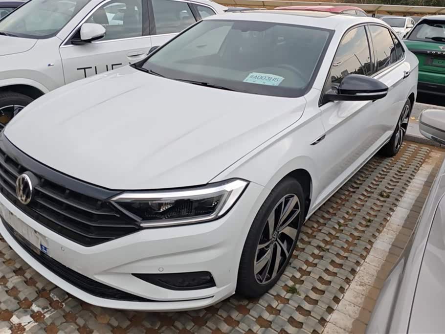 Volkswagen Sagitar