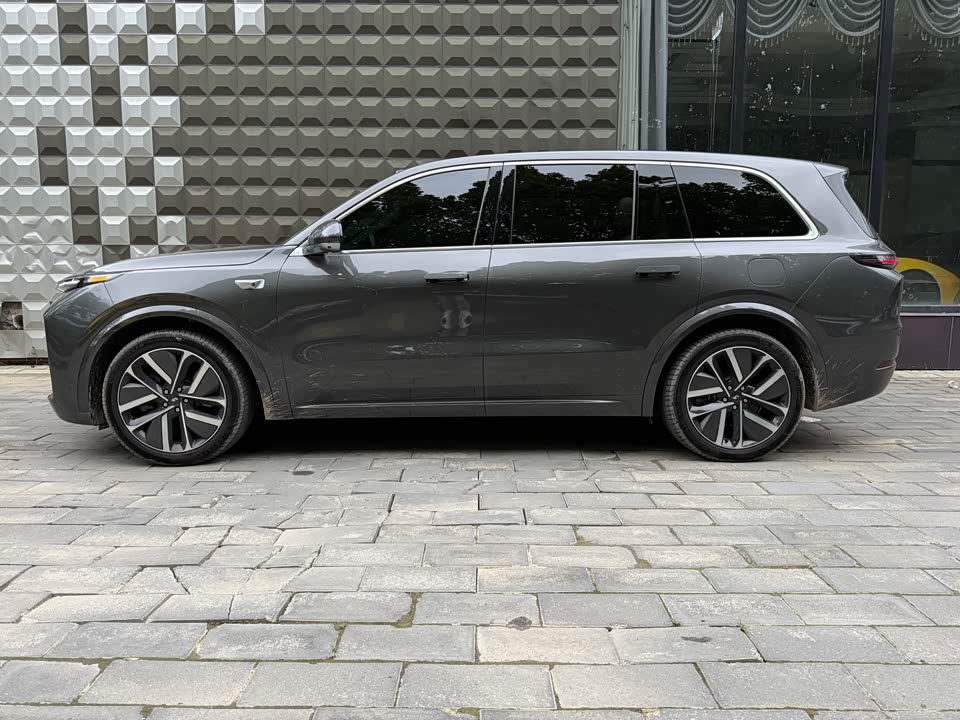 Li Auto Ideal L9