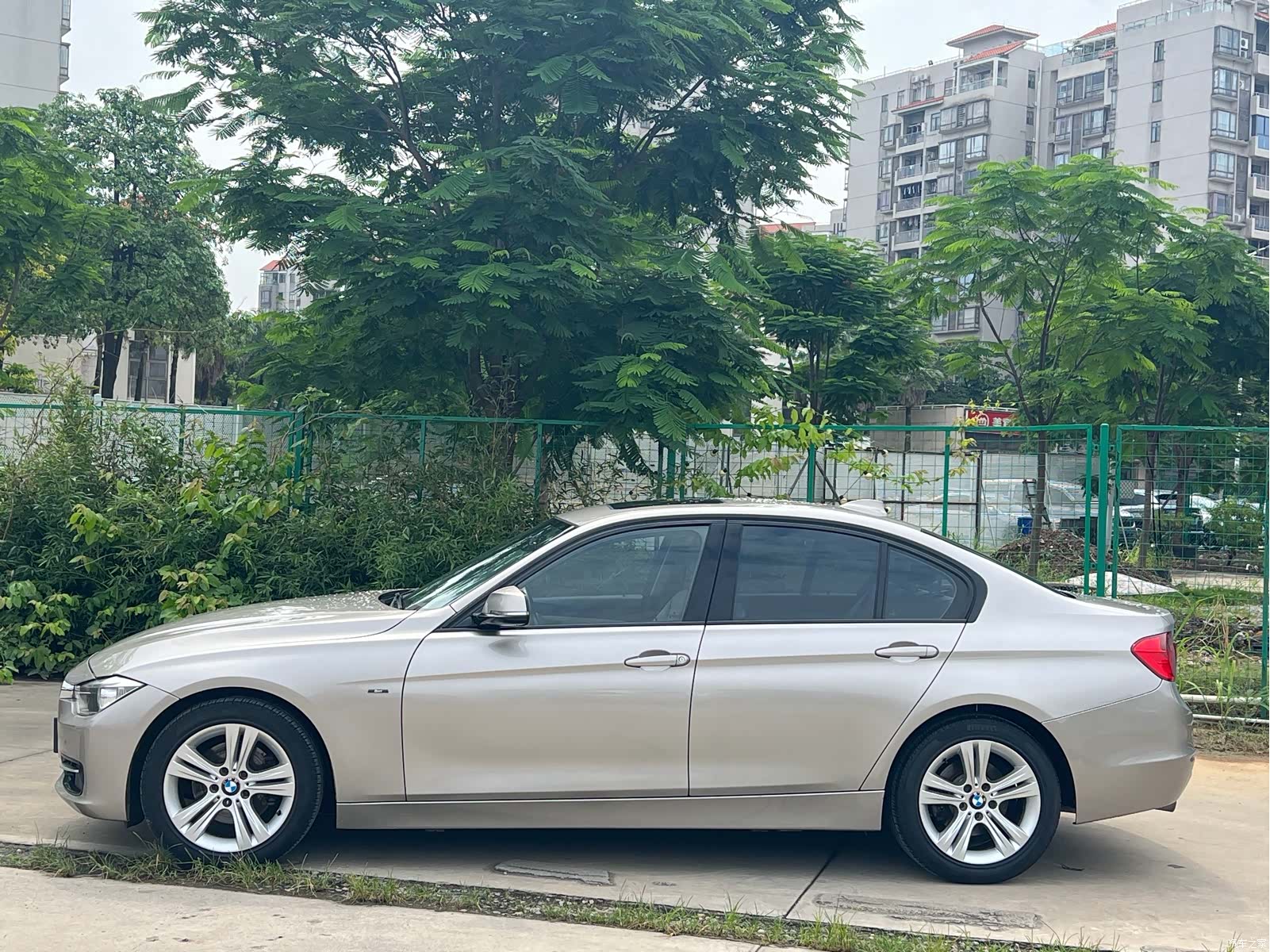 BMW 3 Series, 2013 3