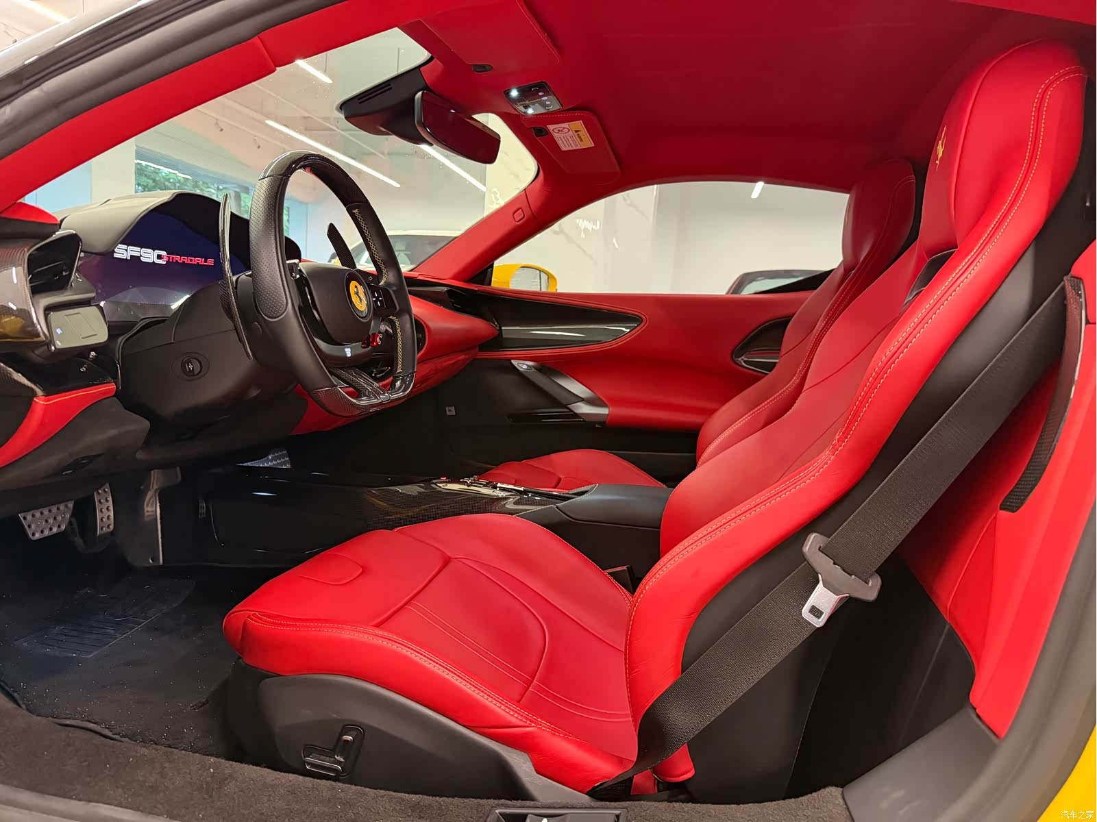 Ferrari SF90, 2022 4