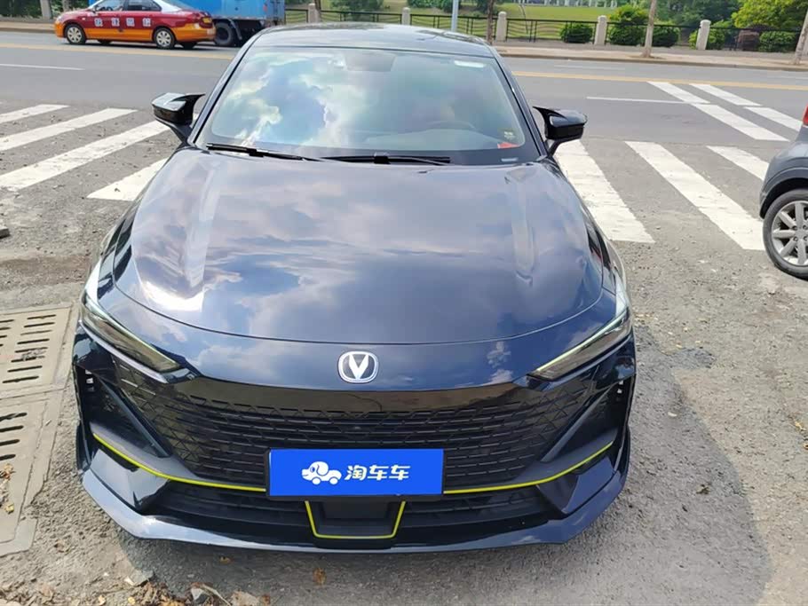 Changan UNI-V
