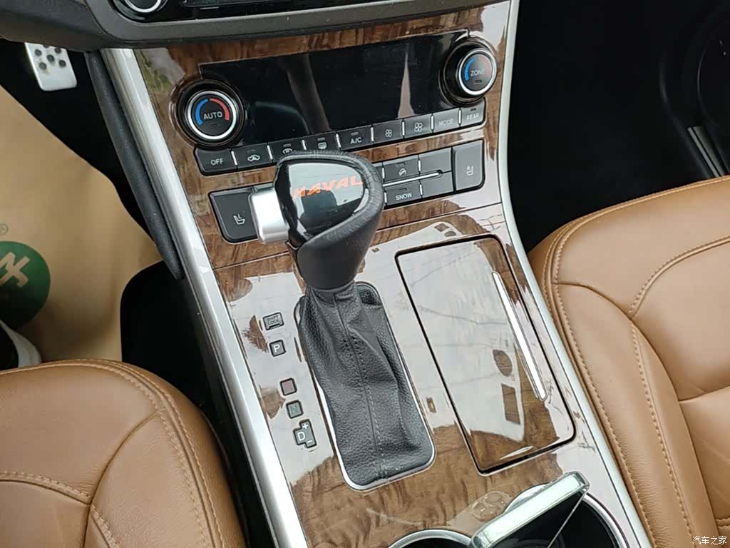 Haval H8, 2015 14