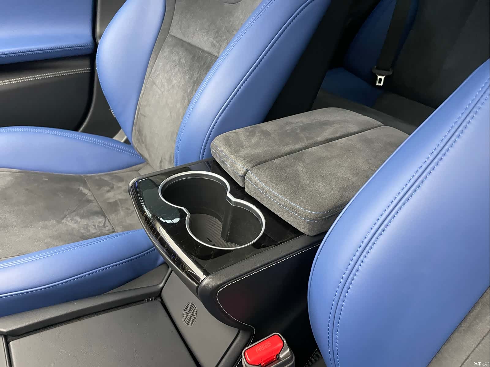 Tesla Model S, 2016 16