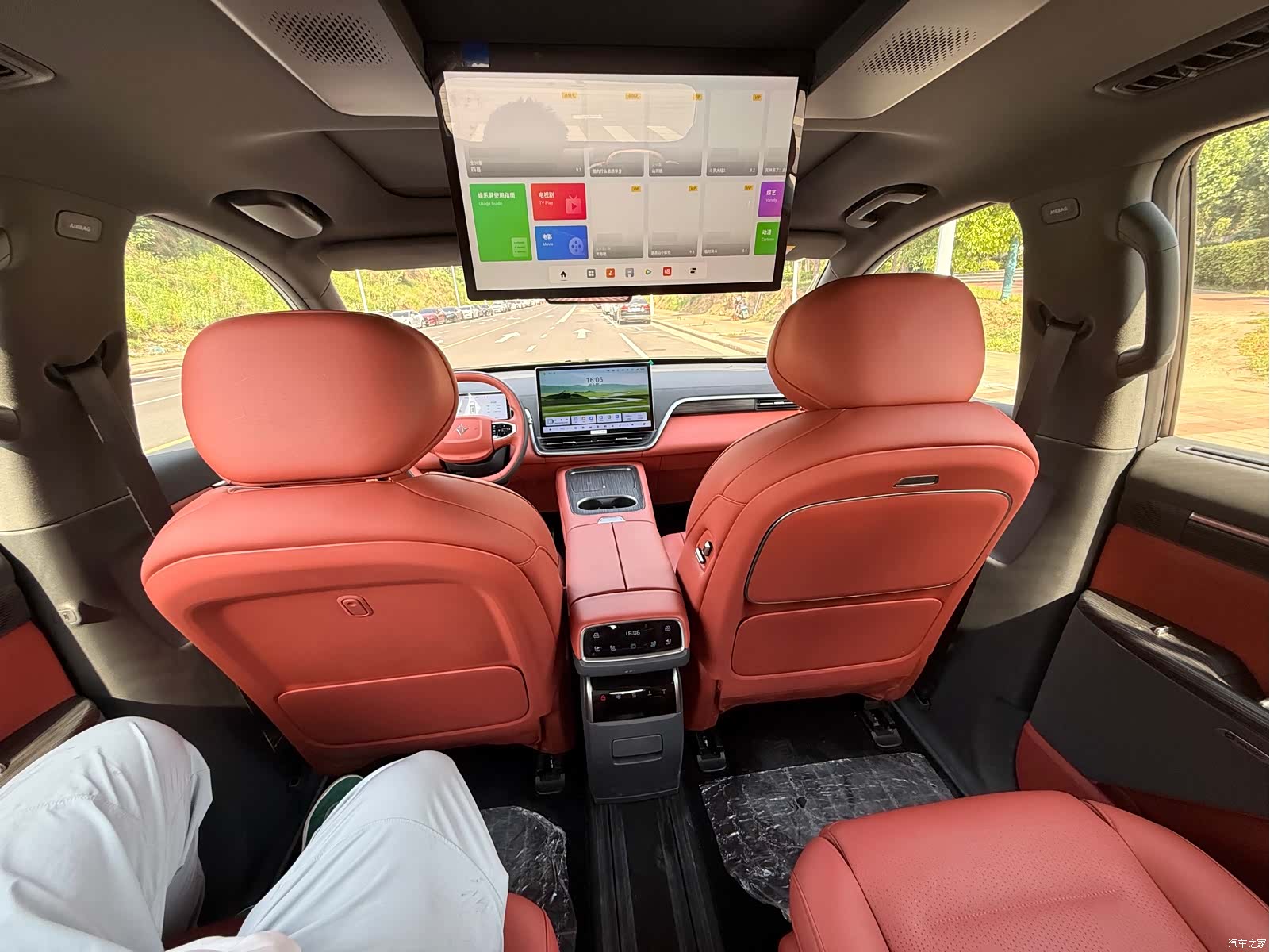 DongFeng eπ008, 2024 21