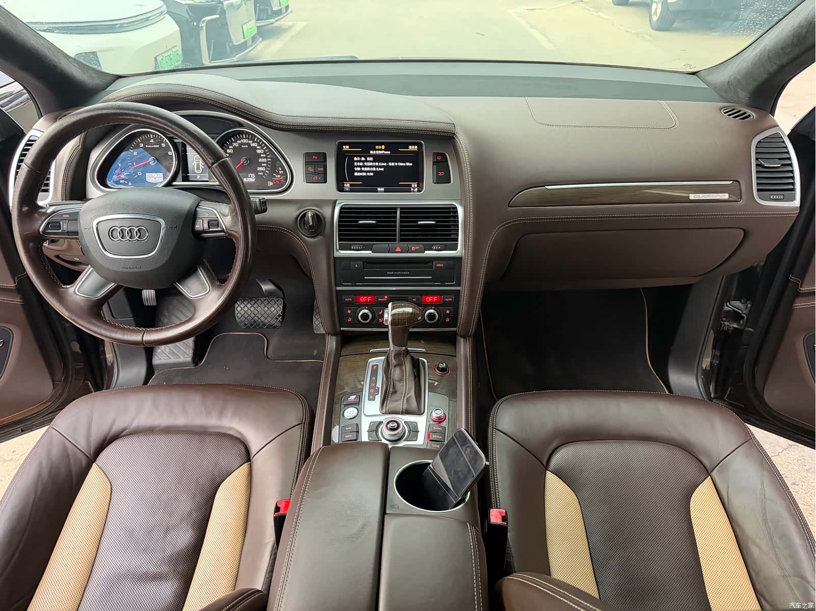 Audi Q7, 2013 6