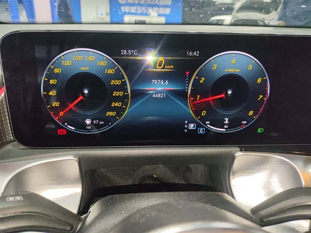 Mercedes-Benz GLB, 2022 7