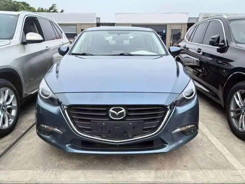 Mazda 3 Angkesaila