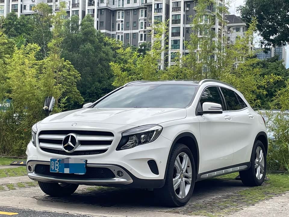 Mercedes-Benz GLA