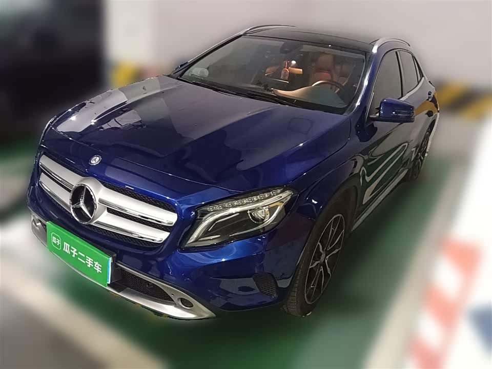 Mercedes-Benz GLA