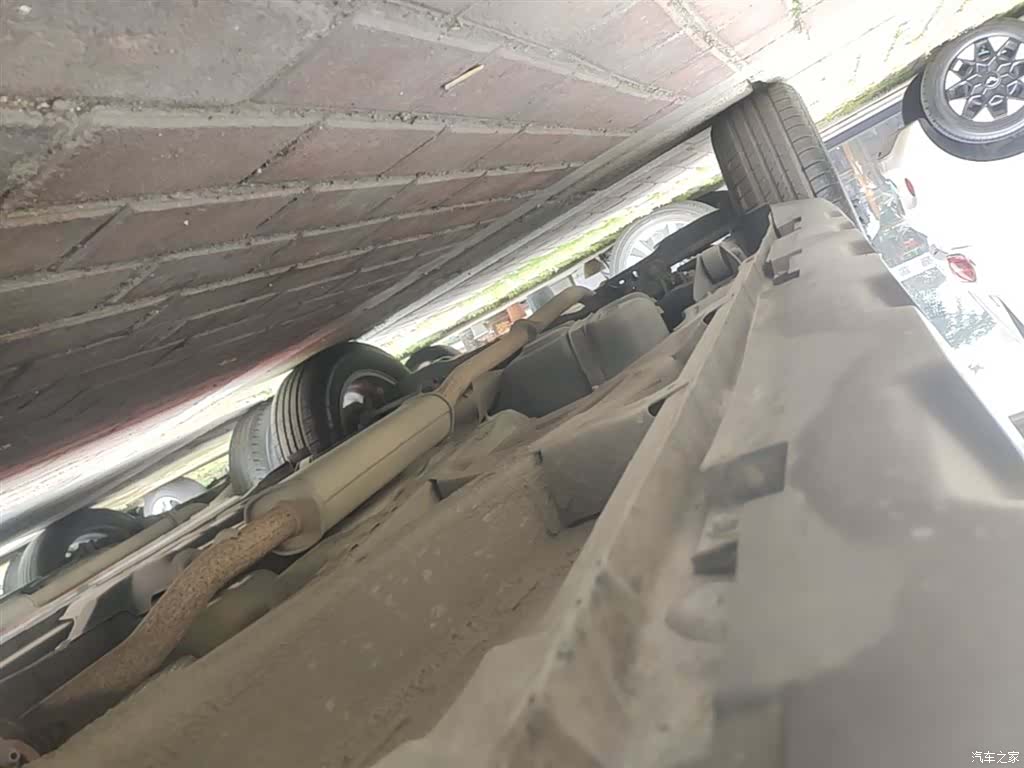 Geely X6, 2018 21