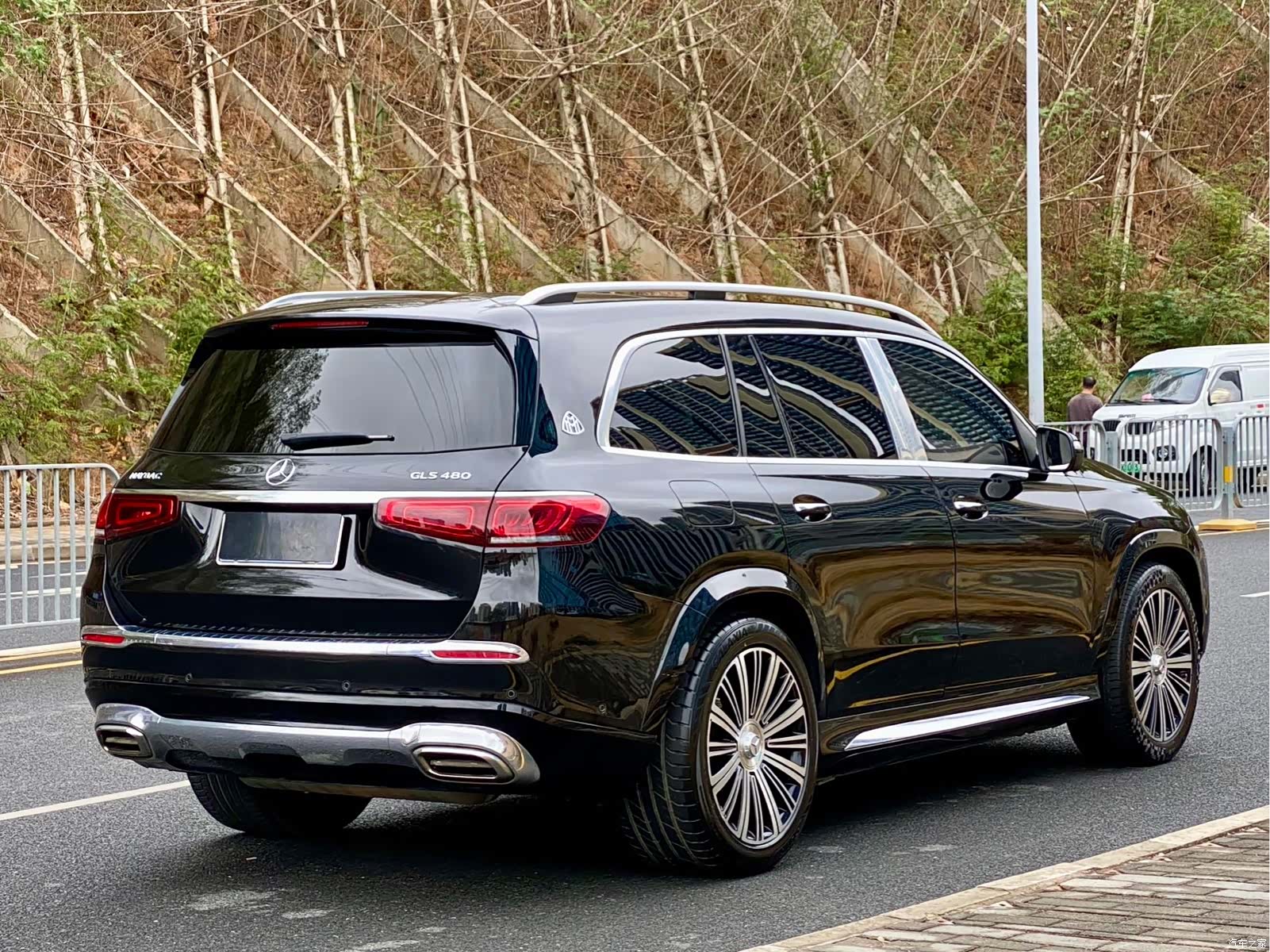 Maybach GLS, 2022 7