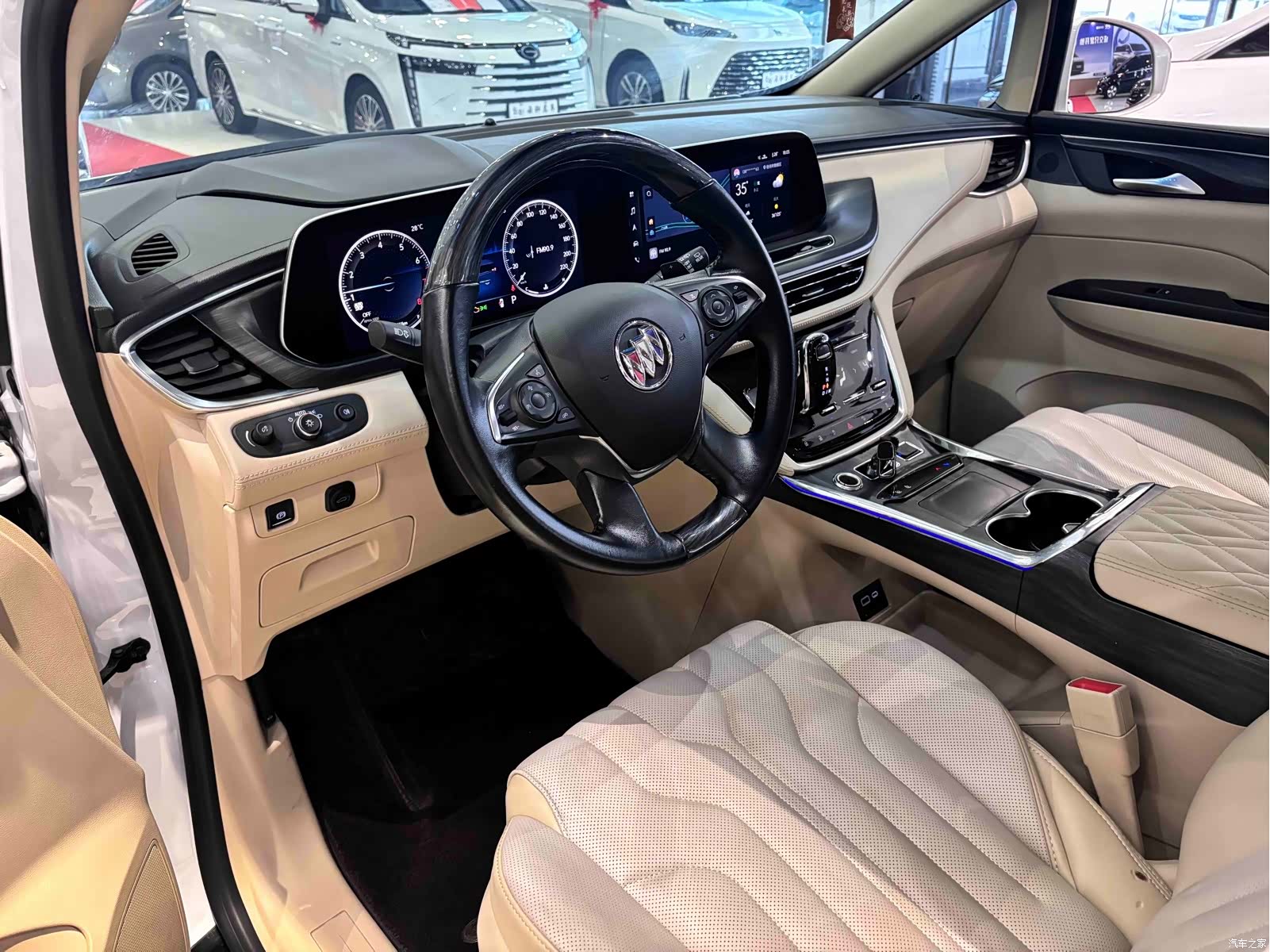 Buick GL8, 2022 8